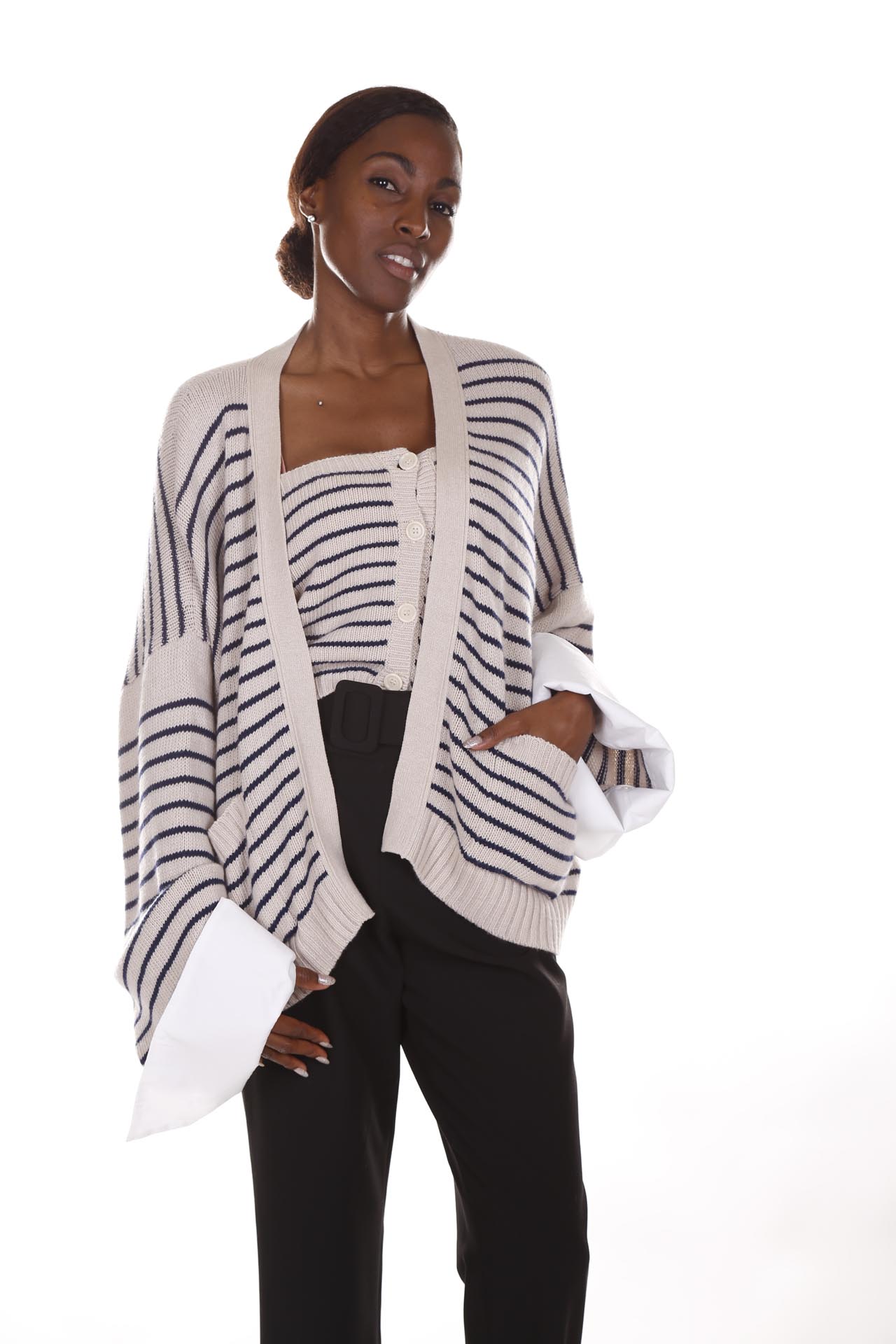 Jejia, Cardigan